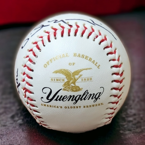 Autographed by Billionaire Dick Yuengling Offical Baseball of Yuengling - Picture 1 of 9